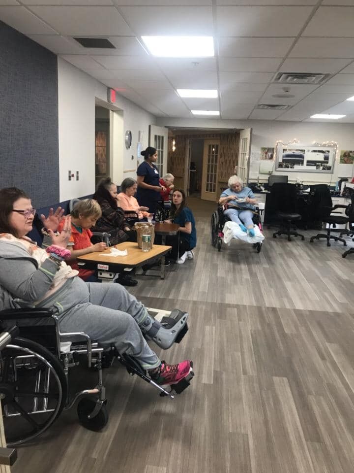 Autumn Lake Healthcare at Cromwell photo 8