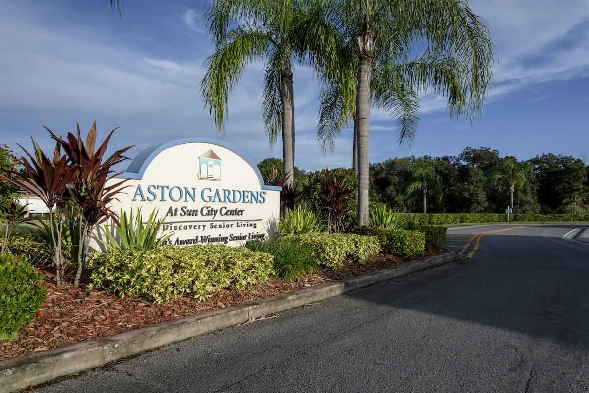 Aston Gardens At Sun City Center photo 5