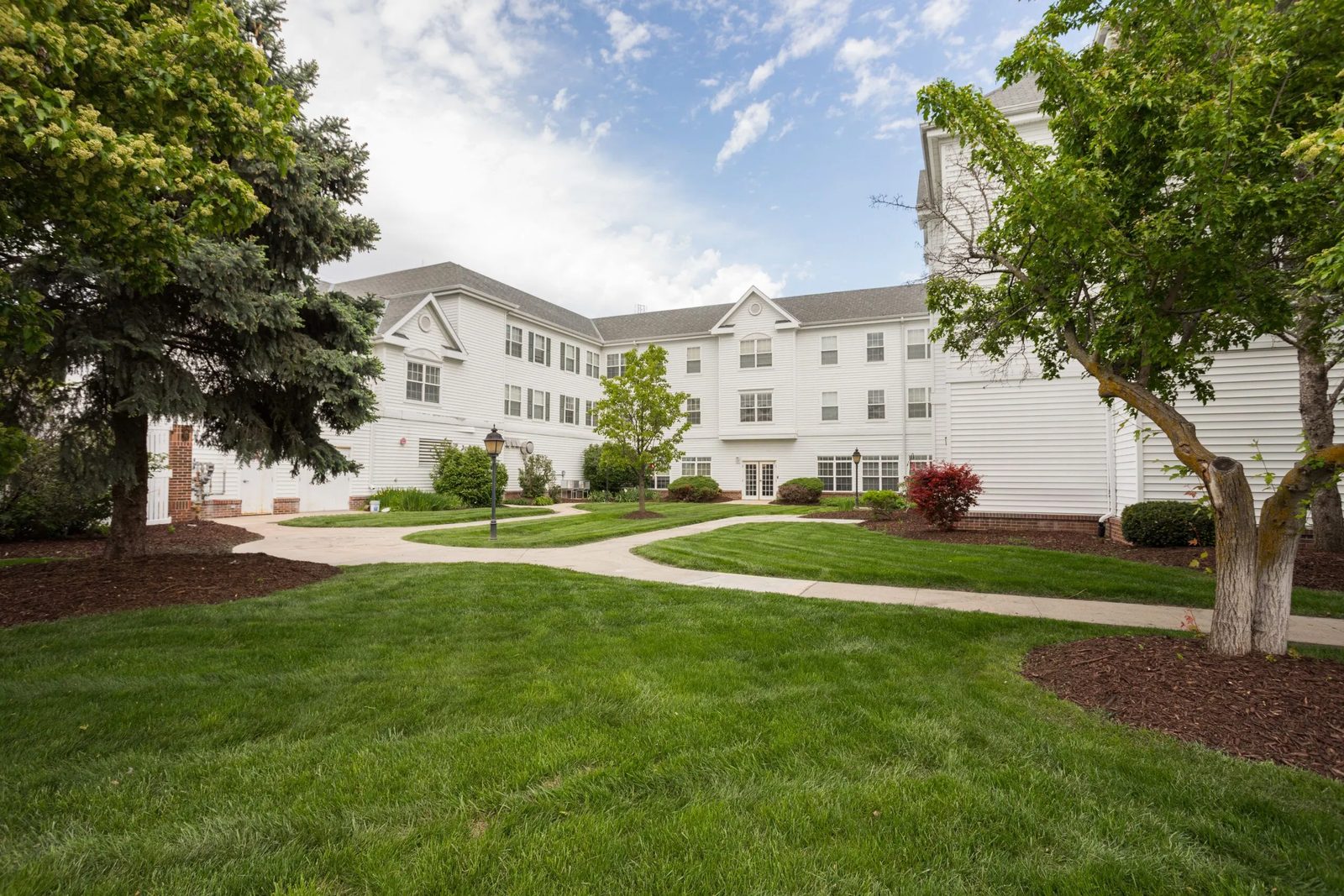 Astoria Senior Living photo 3