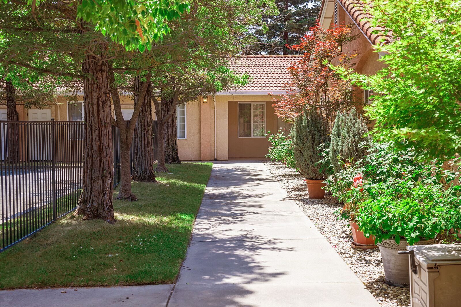 Senior Care Villa Of Loomis photo 4