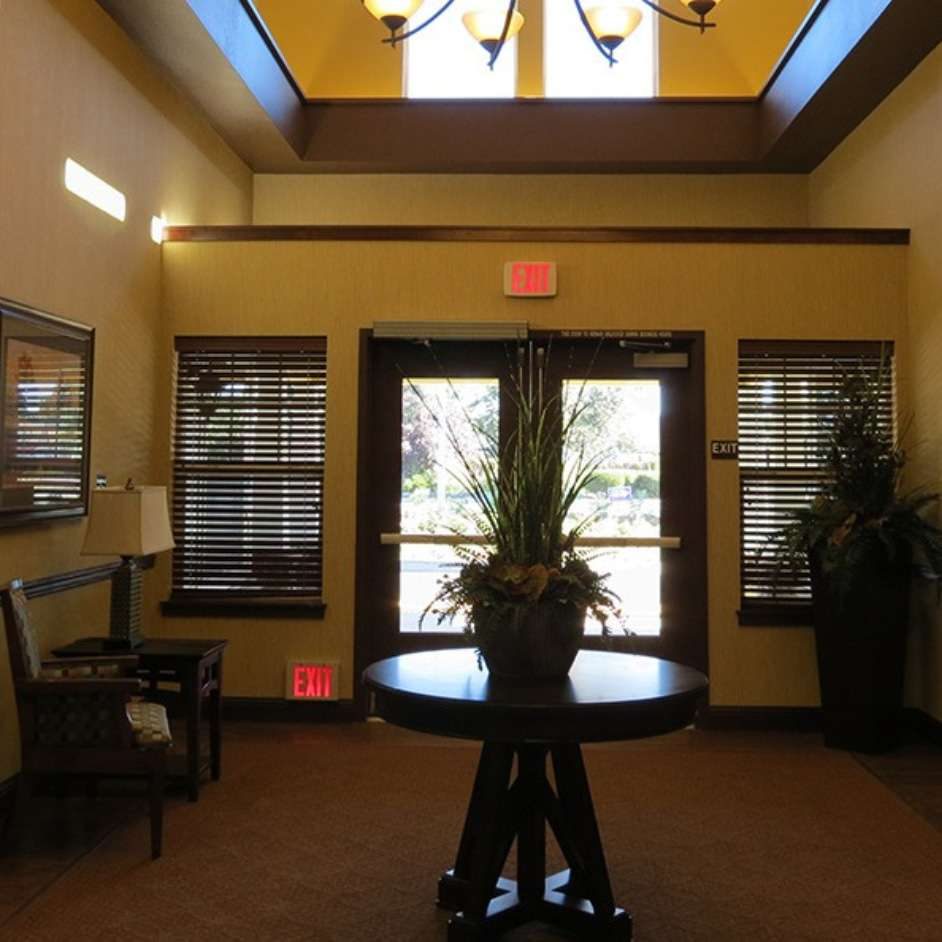 Amber Grove Place photo 3