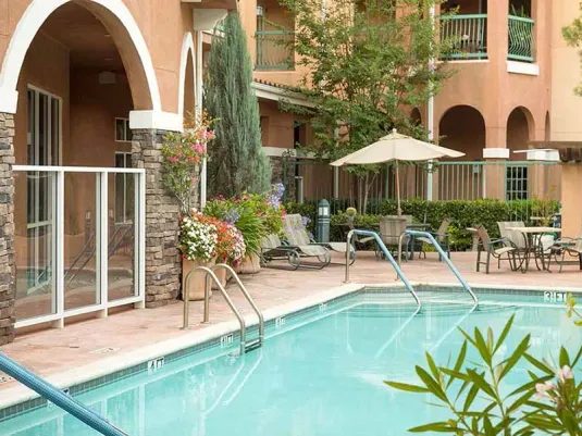 Atria Grand Oaks photo 2