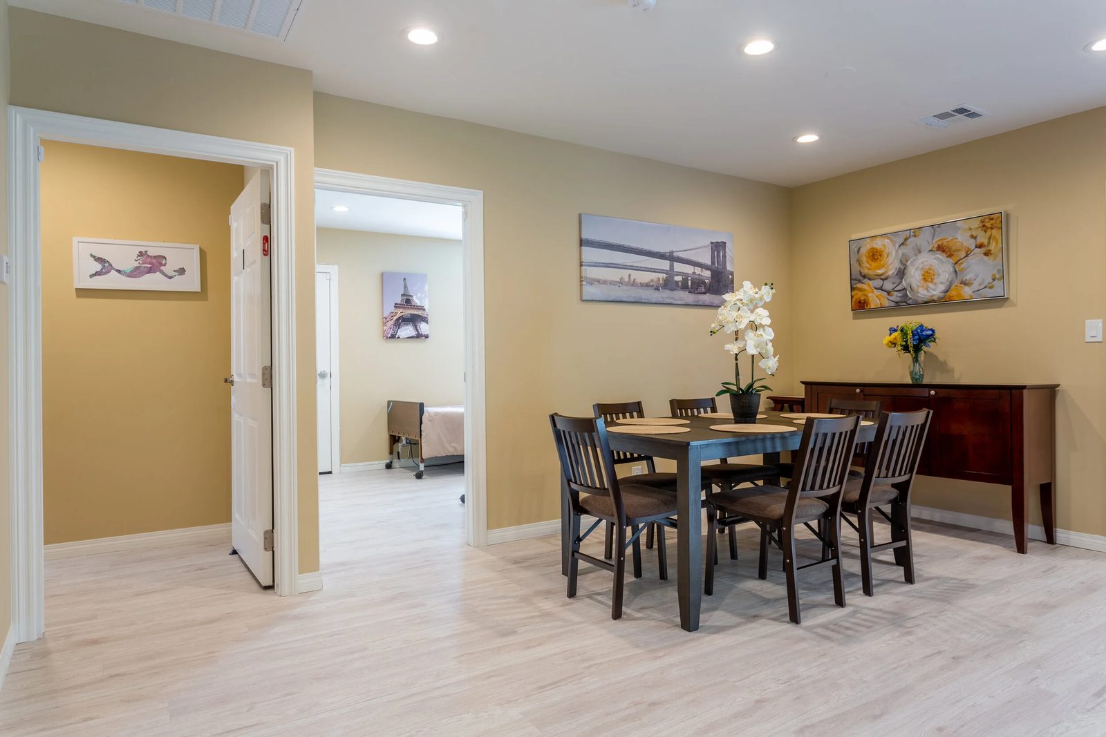 California Dream Assisted Living photo 4
