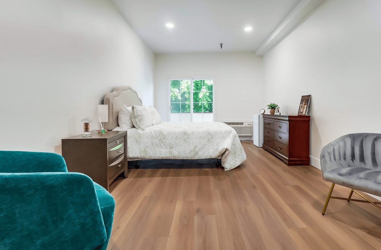Encino Terrace Senior Living photo 3