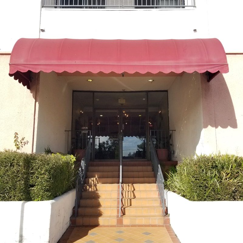 Fine Gold Manor photo 2