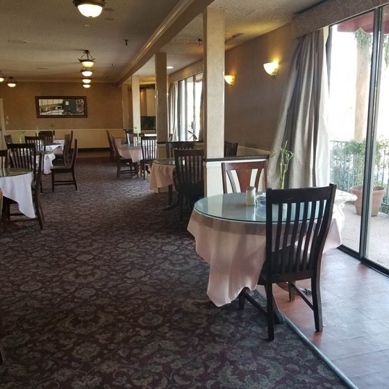 Fine Gold Manor photo 4