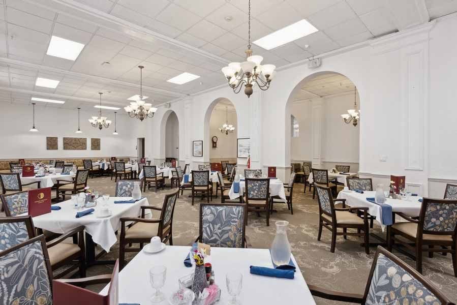 Riviera Senior Living Community photo 9