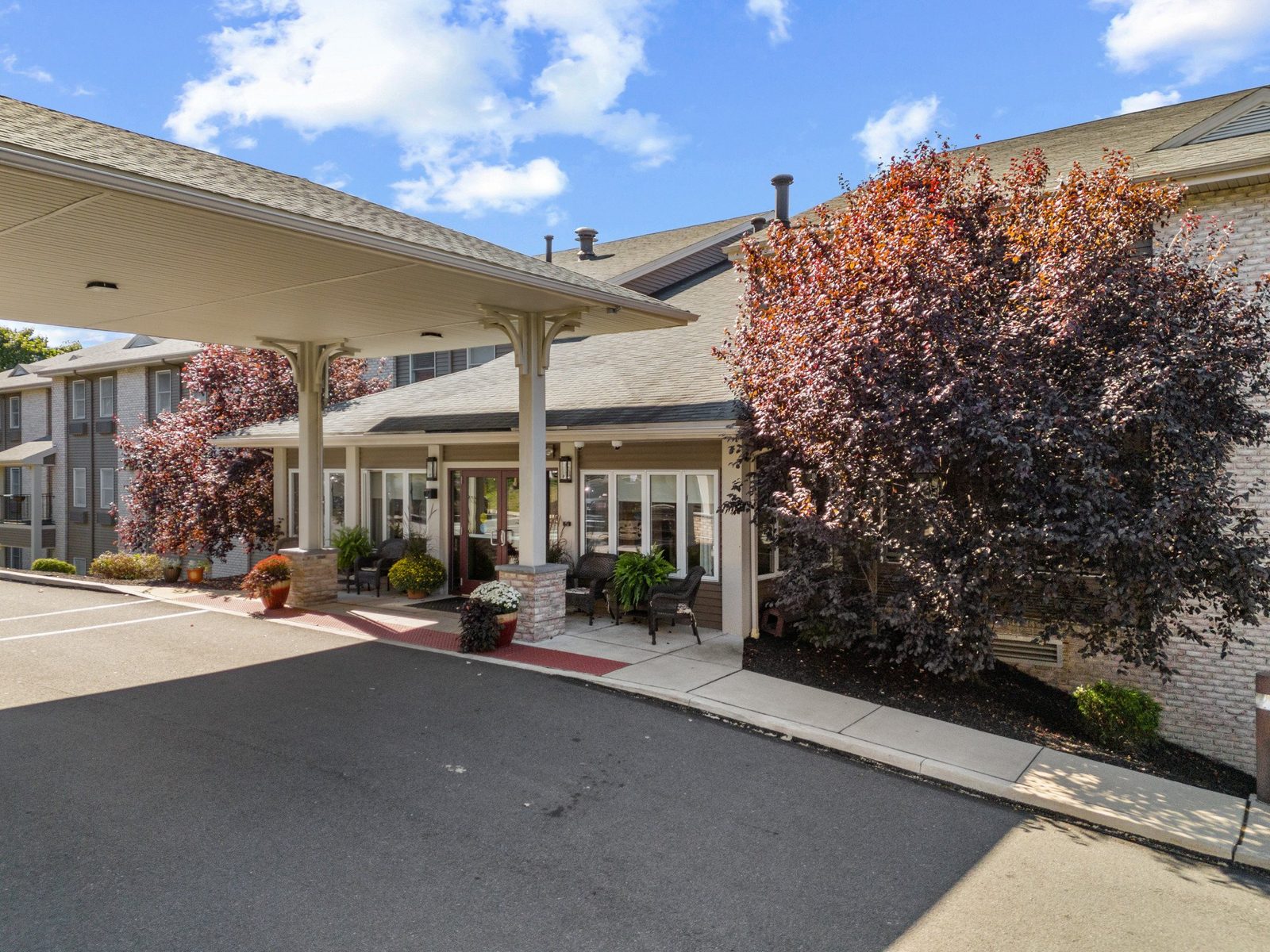 Riviera Senior Living Community photo 11