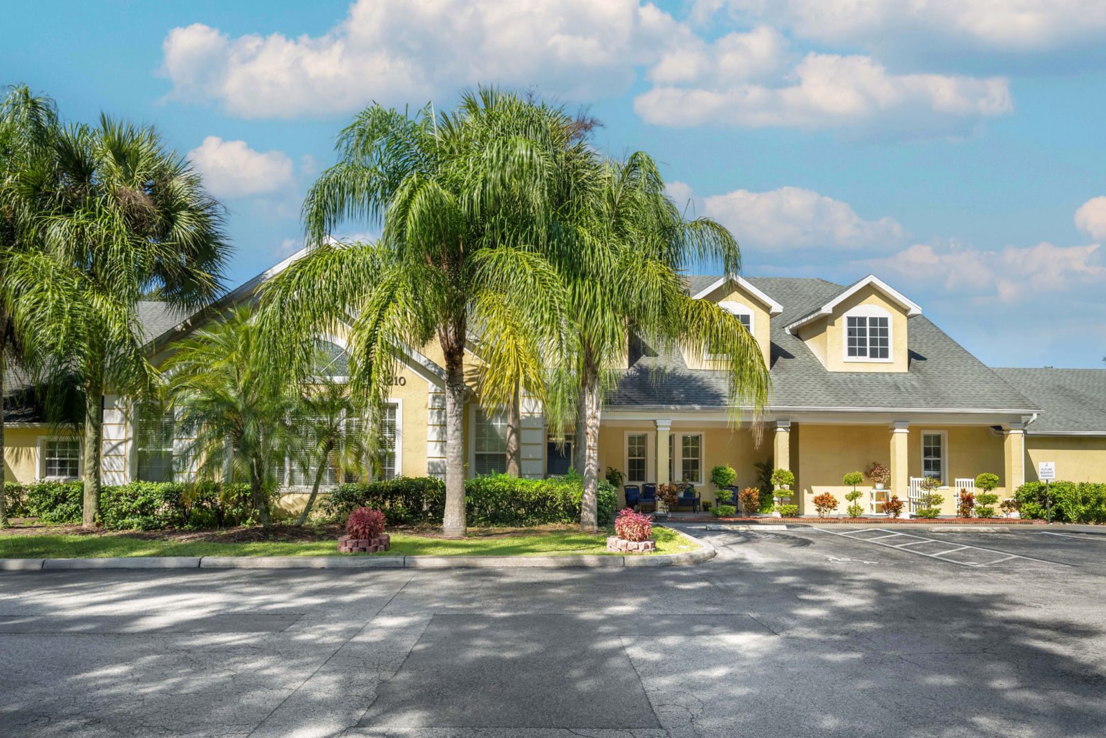 Brookdale DeLand photo 2