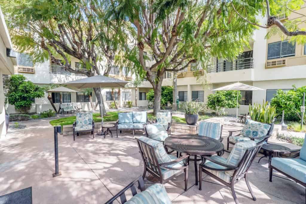 Groves of Tustin, the photo 1