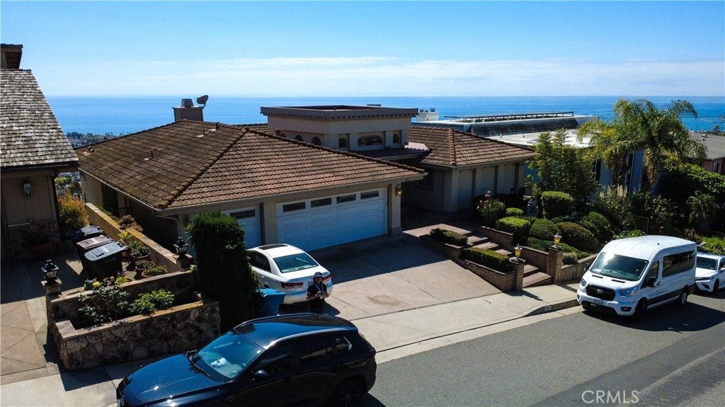 Harbor View Estate photo 4