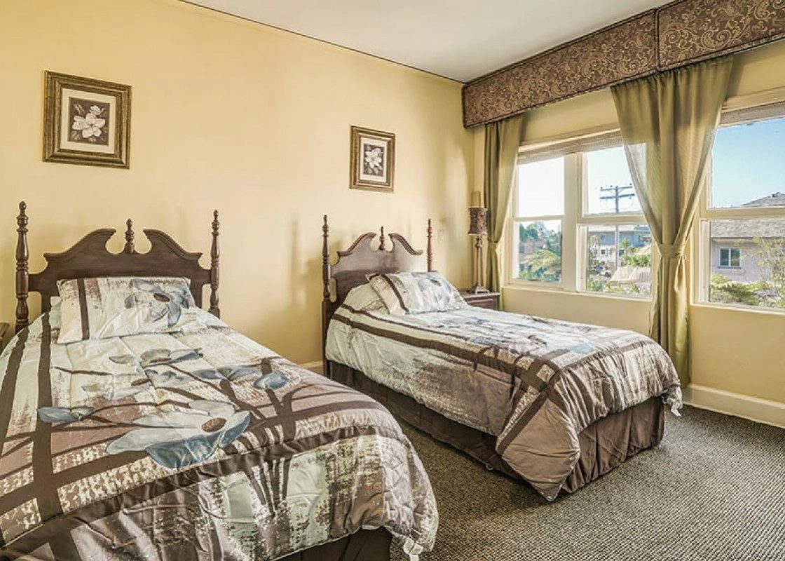 Harborview Senior Assisted Living photo 1