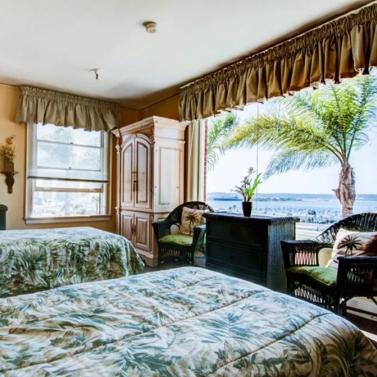 Harborview Senior Assisted Living photo 5
