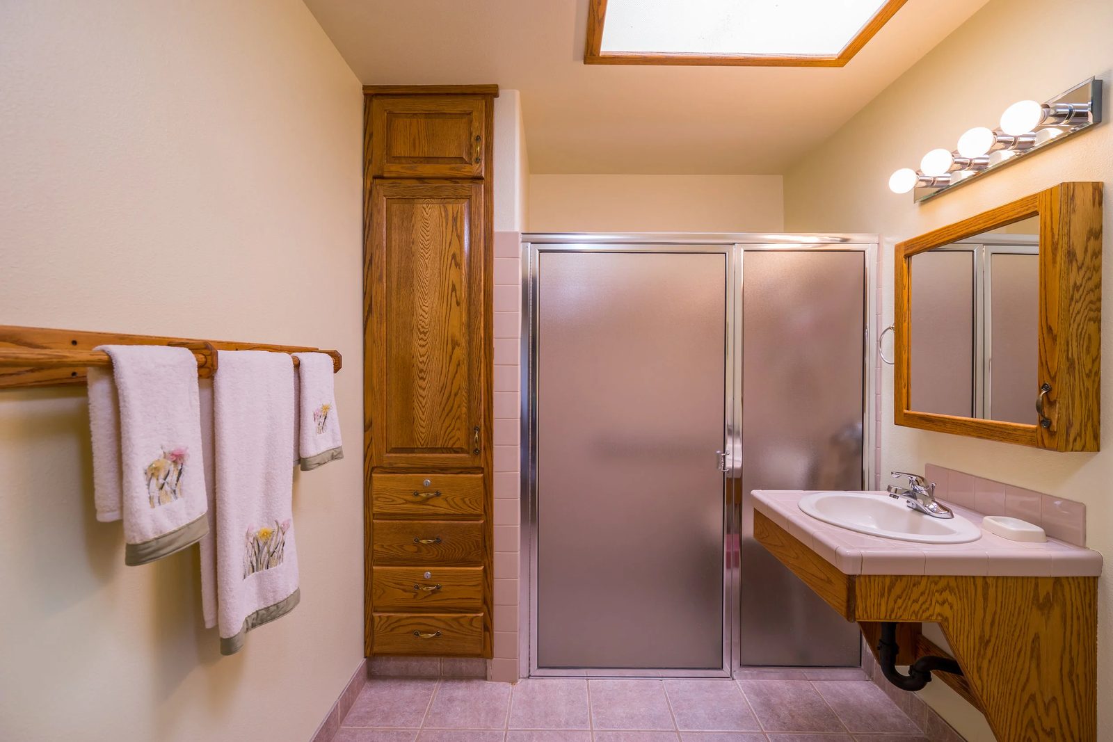 Ingleside Lodge photo 4