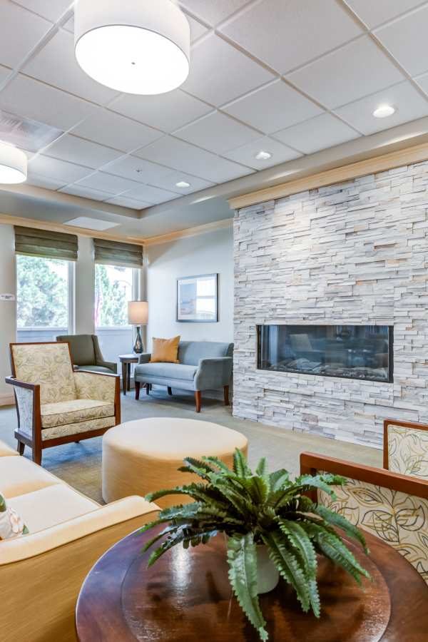 Merrill Gardens at Rolling Hills Estates photo 3