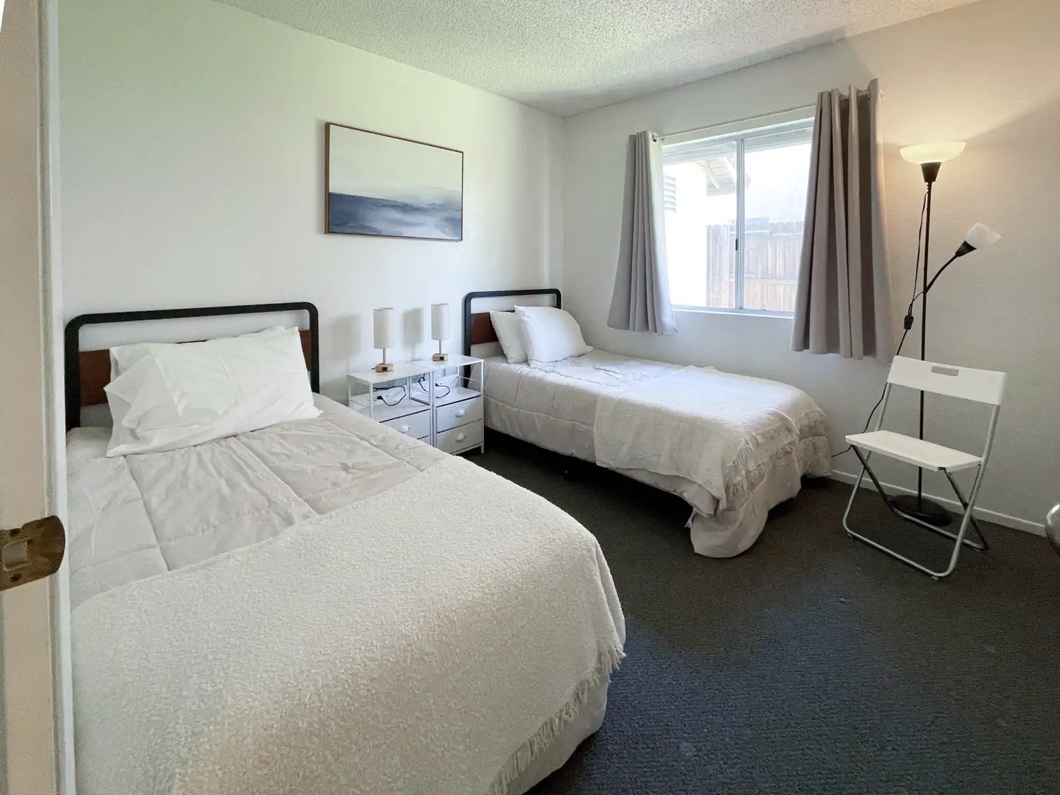Parkmount Manor photo 2