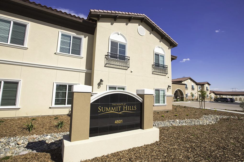 The Pointe at Summit Hills photo 2