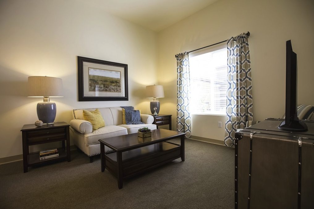 The Pointe at Summit Hills photo 4