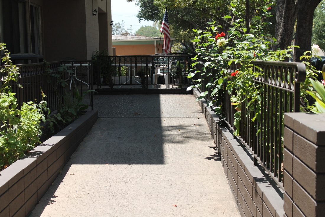 Prospect Manor photo 4