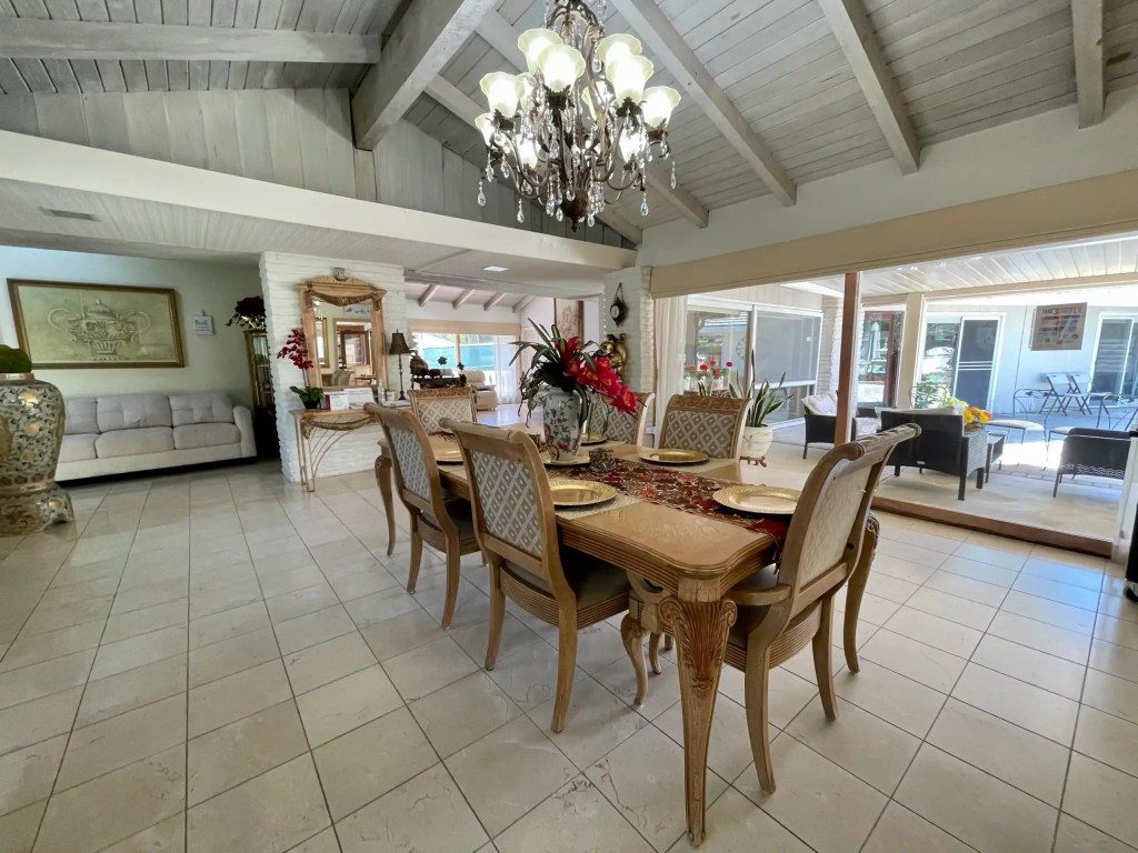 Pve Manor photo 5