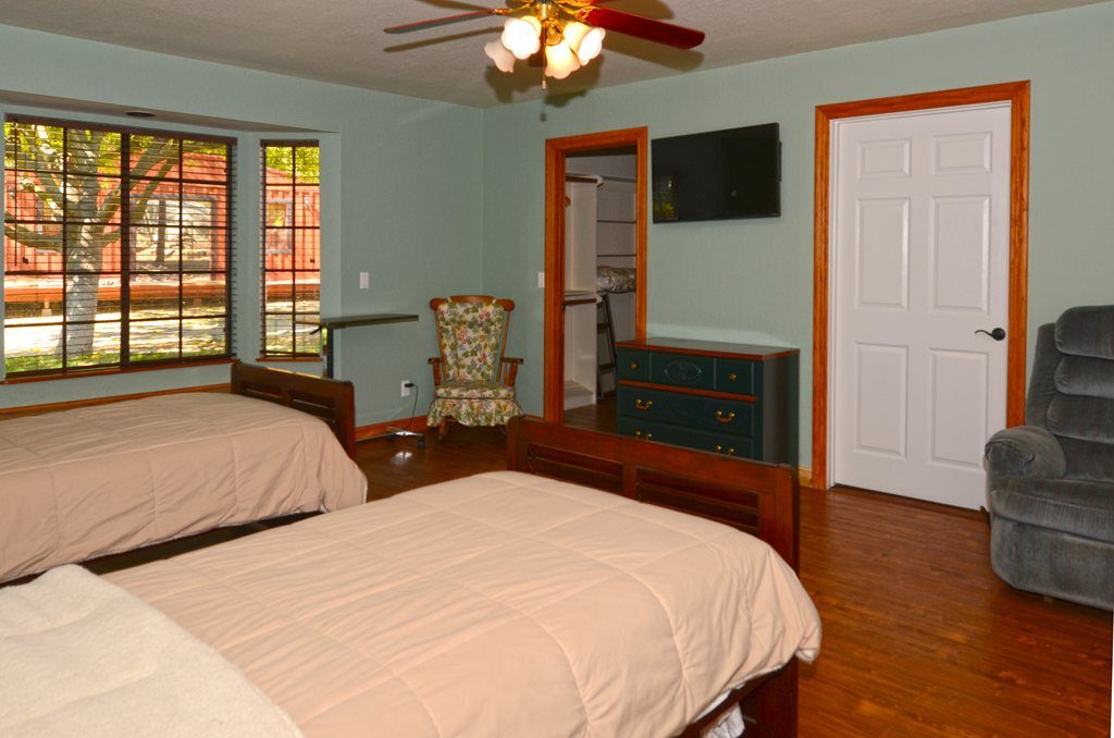 Ramona Senior Lodge Assisted Living photo 5