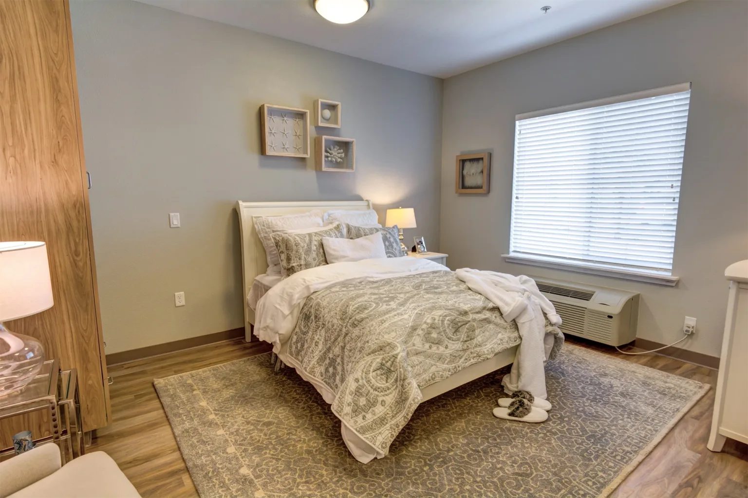 Rose Arbor Village photo 4