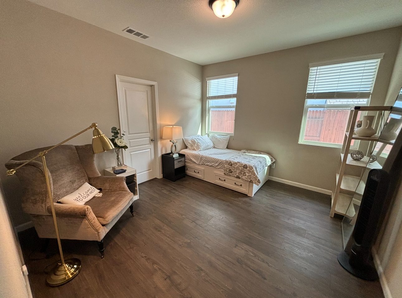 Roseville Residential photo 5