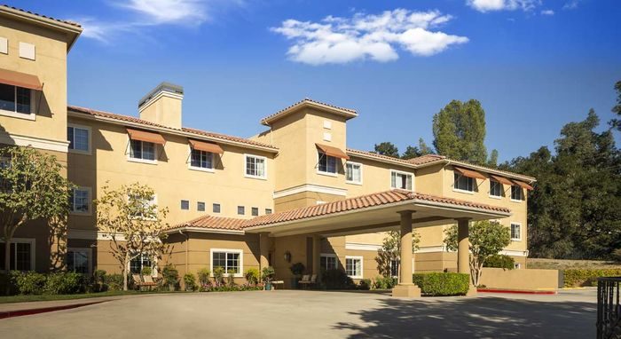 Sage Glendale Senior Living photo 4