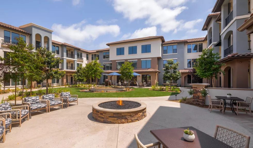 Santianna Oakmont Signature Living photo 5