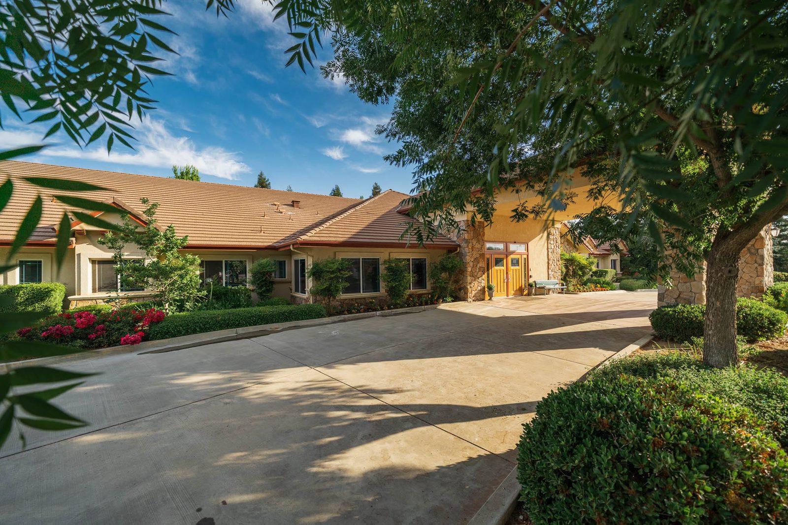 Sierra Village Assisted Living photo 8