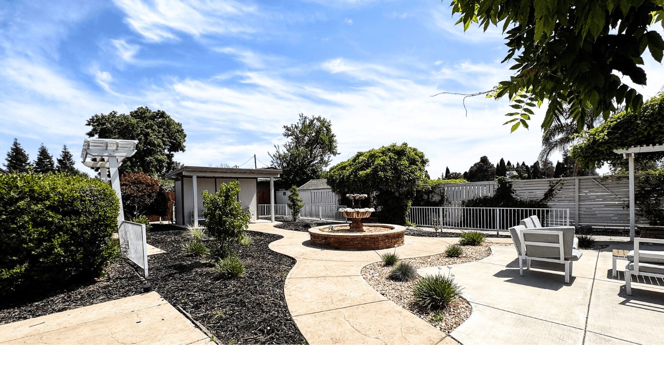 Solano Life House Assisted Living & Memory Care photo 2