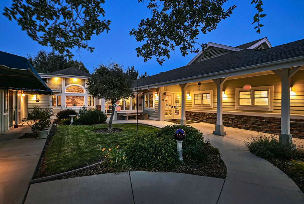 Solvang Friendship House photo 3