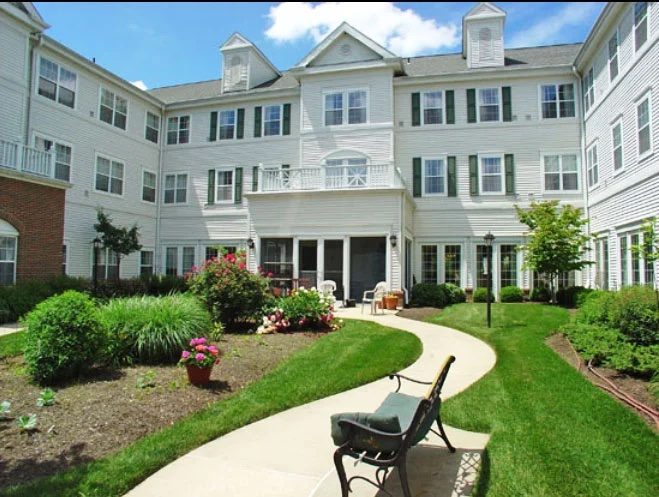 Brookdale Edgewood photo 3