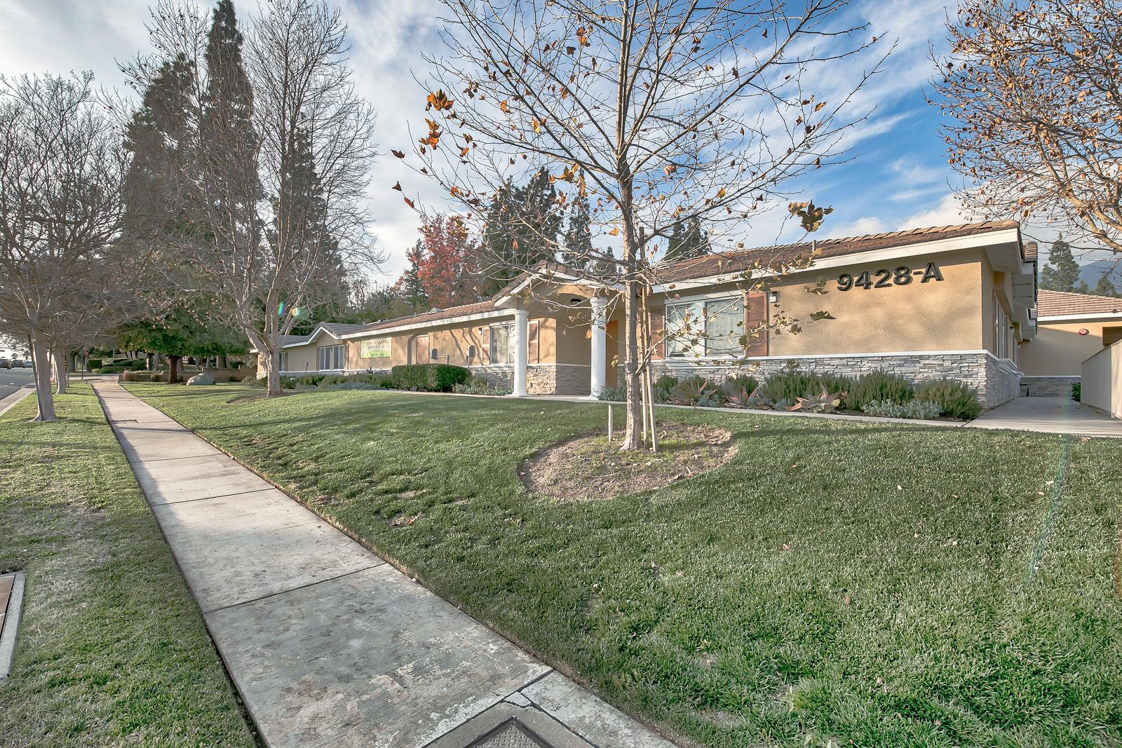 Sunlit Gardens Assisted Living photo 3