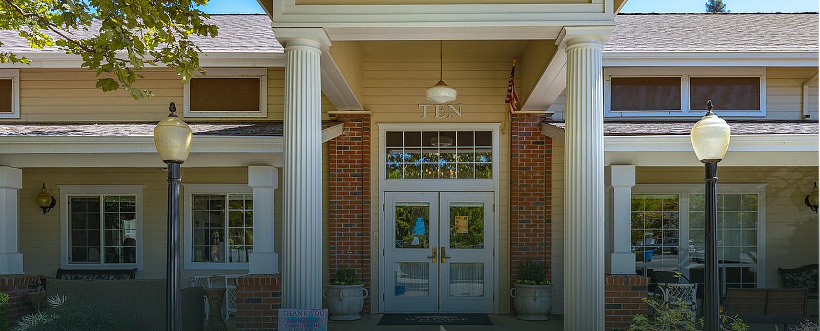 Townsend House photo 1