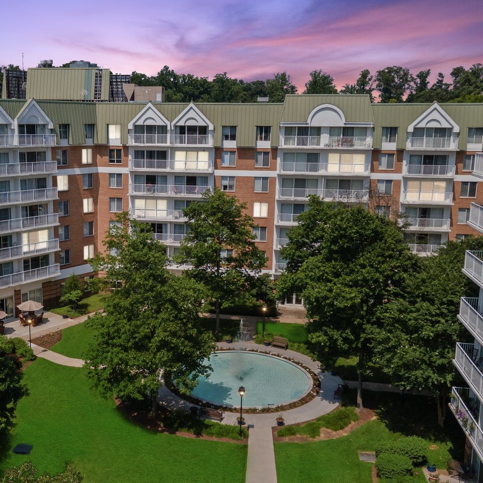 Bedford Court photo 2