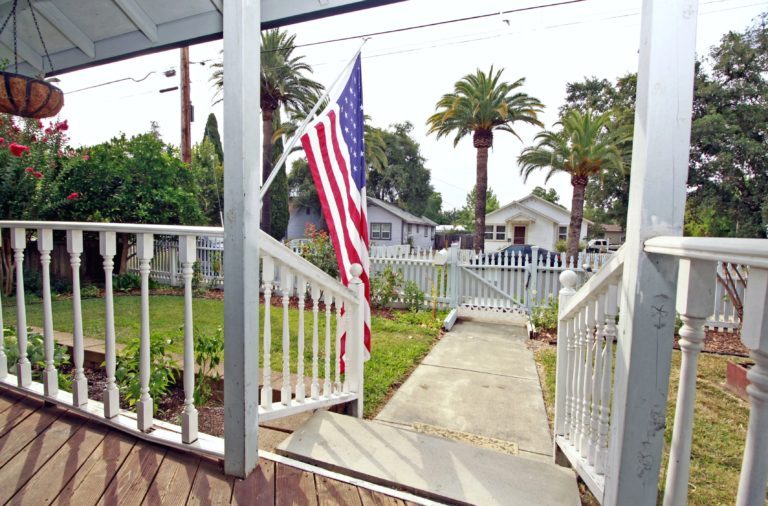 Villas at Cloverdale, the photo 2