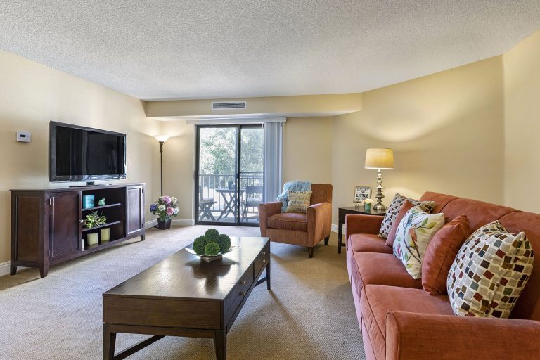 Vista Corona Senior Living photo 1