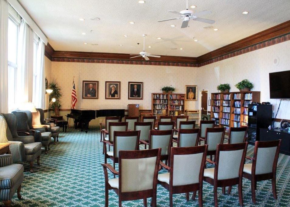 Wood Glen Hall photo 4