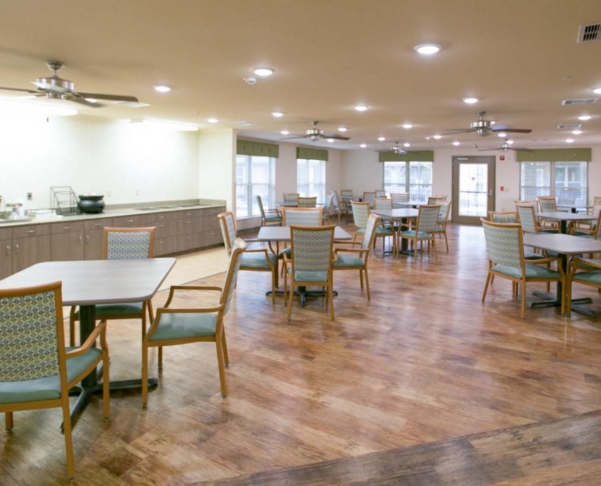 Legend Oaks Healthcare and Rehabilitation of Garland photo 2