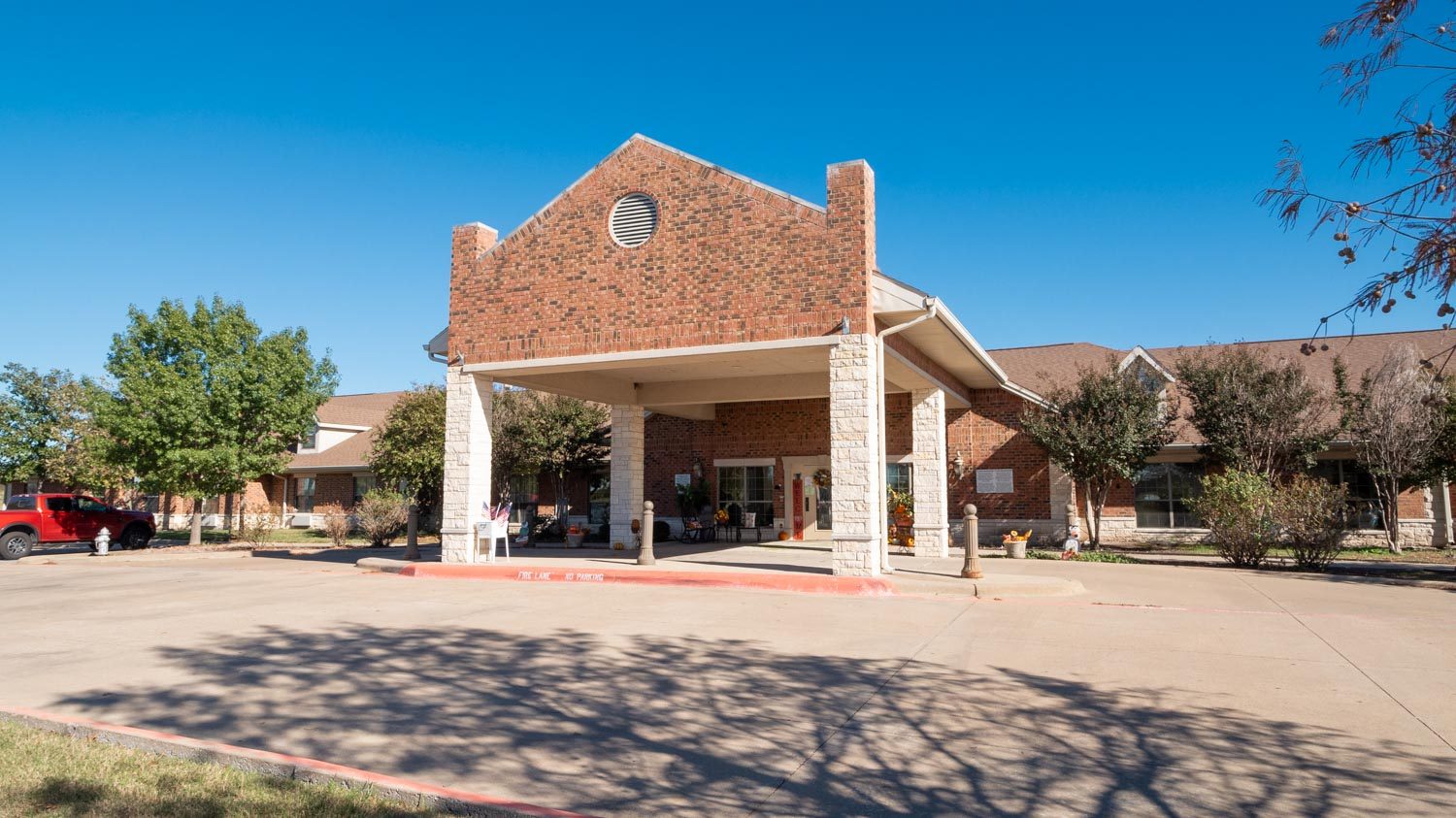 Legend Oaks Healthcare and Rehabilitation of Ennis photo 1
