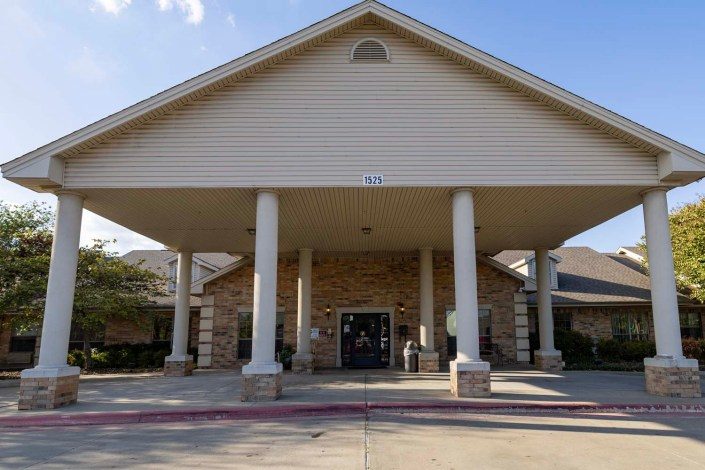 Pleasant Valley Healthcare & Rehabilitation photo 4