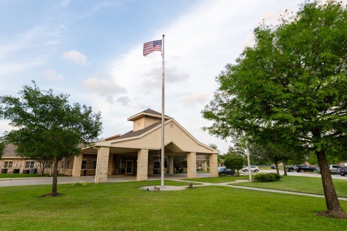 Willow Creek Lodge photo 2