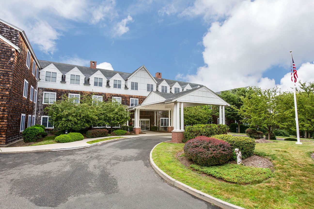 Benchmark Senior Living at Hamden photo 1