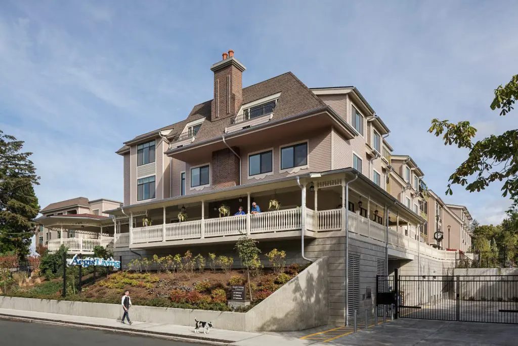Aegis of Queen Anne at Rodgers Park photo 5