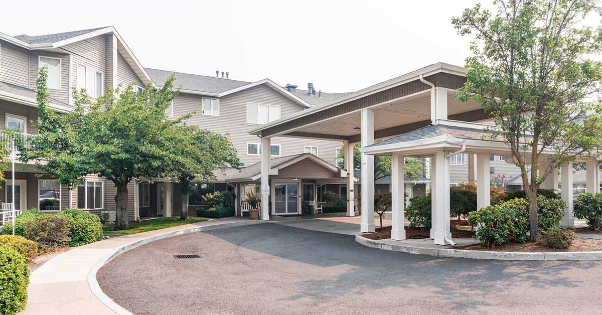 Maple Ridge Senior Living photo 3