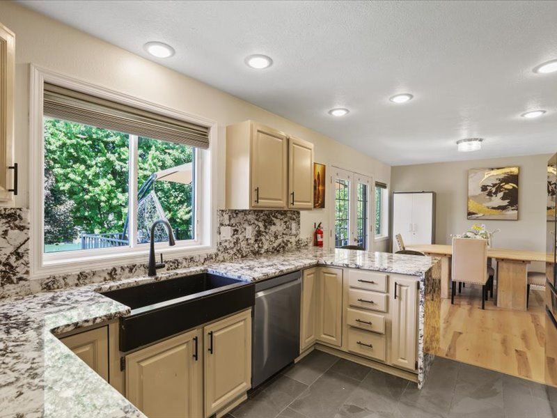 Affluent Living LLC photo 1