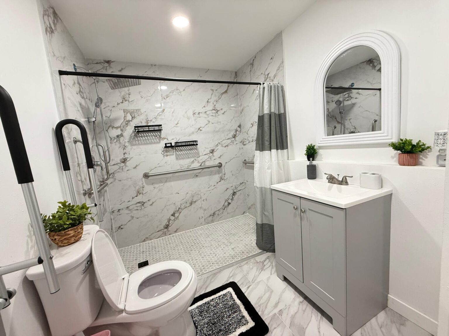 Comfort Life Adult Family Home LLC photo 11