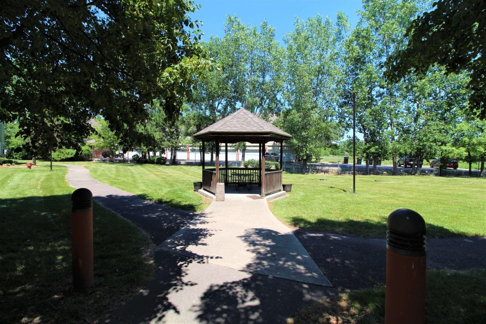 Jefferson Meadows photo 4