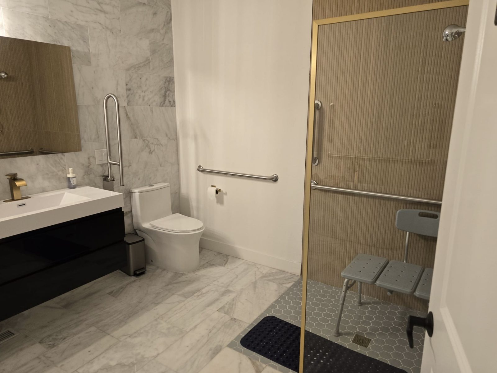 Alfa Grove Adult Family Home LLC photo 2